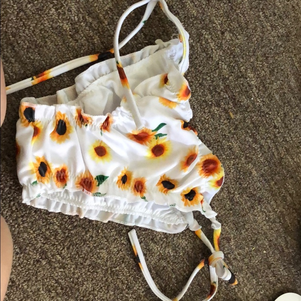 Bathing Suit - Picture 2 of 5